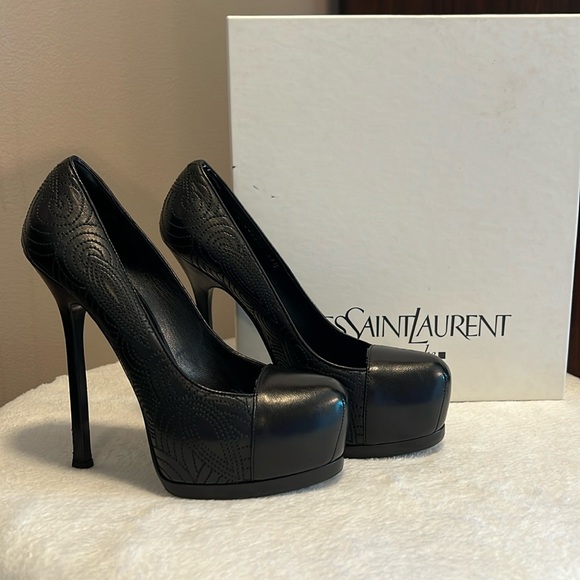Yves Saint Laurent Shoes - Yves Saint Laurent Black Heels